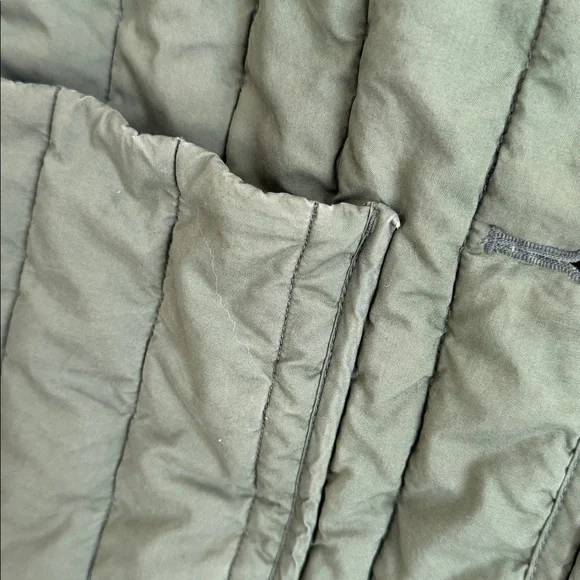 Everlane Green Utility Jacket with Quilted Design - Picture 5 of 9
